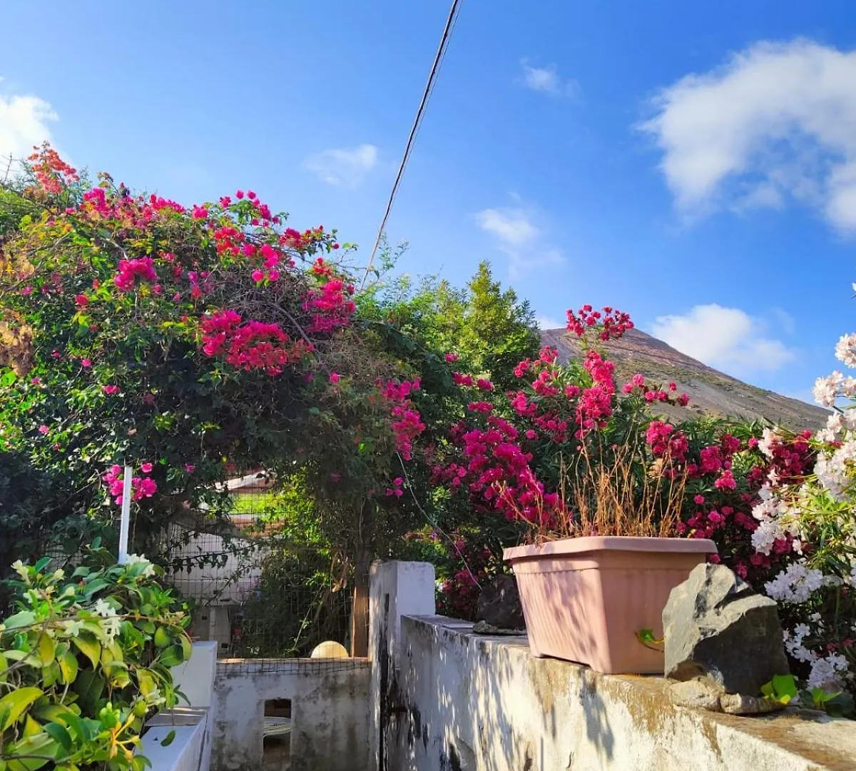 Residence Vulcano Cottage 0*, Vulcano (Isola) Italy